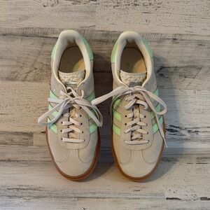 Adidas Gazelle sneakers